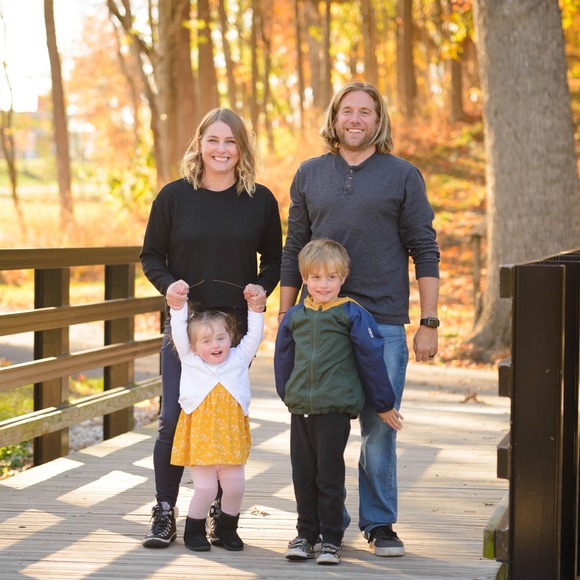 Meet your Posher, Lesa - Picture 1 of 1